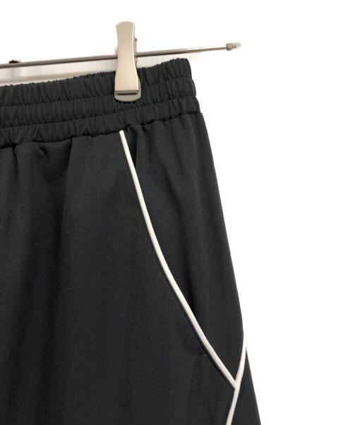 β（ベータ）β (ベータ) トラックパンツ ブラック サイズ:9の古着・服飾アイテム