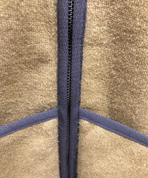 Barbour（バブアー）Barbour (バブアー) WARM PILE WAISTCOAT ZIPIN LINER ベージュ サイズ:Mの古着・服飾アイテム