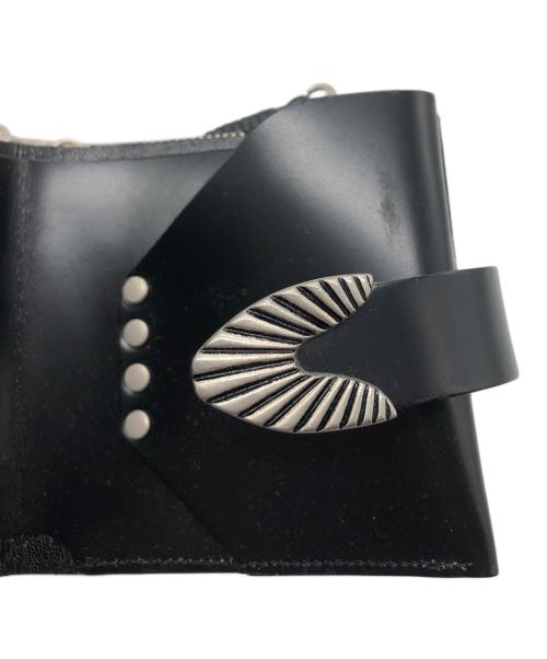 TOGA PULLA（トーガ プルラ）TOGA PULLA (トーガ プルラ) Lether shoulder wallet ブラックの古着・服飾アイテム