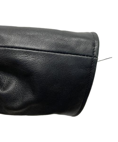 UNDERCOVER（アンダーカバー）UNDERCOVER (アンダーカバー) レザーZIPウネリ ダブルライダースジャケット ブラック サイズ:3の古着・服飾アイテム