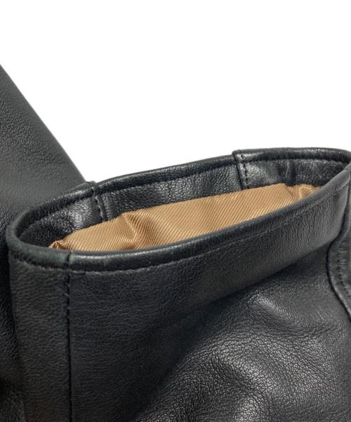 UNDERCOVER（アンダーカバー）UNDERCOVER (アンダーカバー) レザーZIPウネリ ダブルライダースジャケット ブラック サイズ:3の古着・服飾アイテム