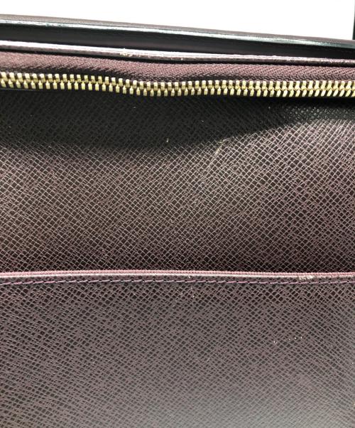 LOUIS VUITTON（ルイ ヴィトン）LOUIS VUITTON (ルイ ヴィトン) ショルダーバッグ ボルドーの古着・服飾アイテム