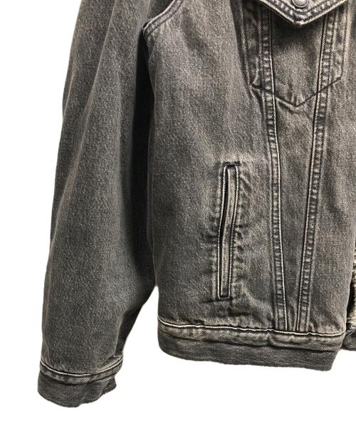 LEVI'S（リーバイス）LEVI'S (リーバイス) VTG FIT SHERPA TRUCKER JACKET/LEVI'S  ブラック サイズ:Mの古着・服飾アイテム