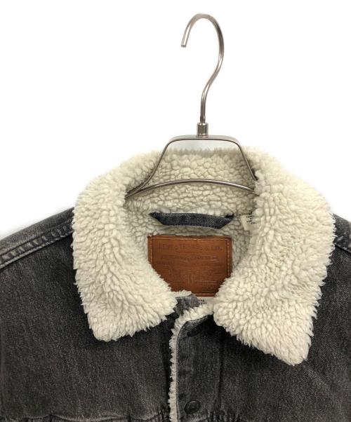 LEVI'S（リーバイス）LEVI'S (リーバイス) VTG FIT SHERPA TRUCKER JACKET/LEVI'S  ブラック サイズ:Mの古着・服飾アイテム