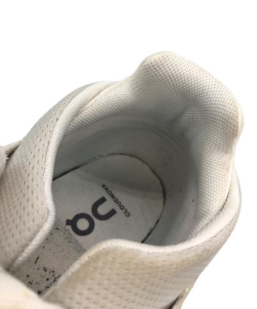 on（オン）On (オン) クラウドサーファー ネクスト ジョギングスニーカー ホワイト サイズ:27の古着・服飾アイテム