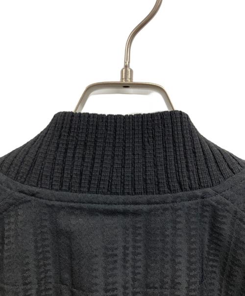 A-POC ABLE ISSEY MIYAKE（エイポック エイブル イッセイ ミヤケ）A-POC ABLE ISSEY MIYAKE (エイポック エイブル イッセイ ミヤケ) TYPE-S 001-2ブルゾン ブラック サイズ:2の古着・服飾アイテム