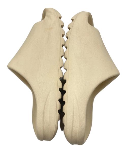 adidas（アディダス）adidas (アディダス) YEEZY スライドサンダル ベージュ サイズ:8USの古着・服飾アイテム
