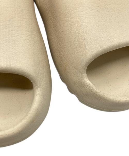 adidas（アディダス）adidas (アディダス) YEEZY スライドサンダル ベージュ サイズ:8USの古着・服飾アイテム