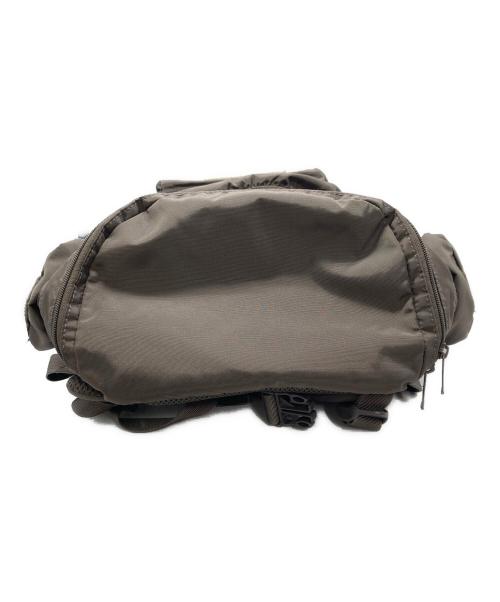 Columbia（コロンビア）Columbia (コロンビア) リュック オリーブの古着・服飾アイテム
