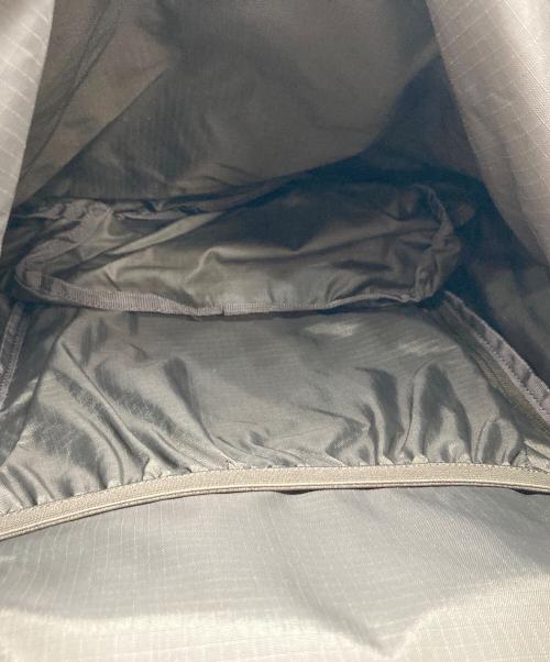 Columbia（コロンビア）Columbia (コロンビア) リュック オリーブの古着・服飾アイテム