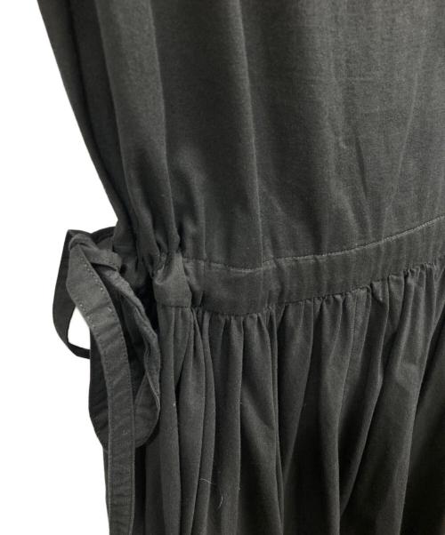 Y's（ワイズ）Y's (ワイズ) コットンウェストギャザーノースリーブワンピース ブラック サイズ:1の古着・服飾アイテム