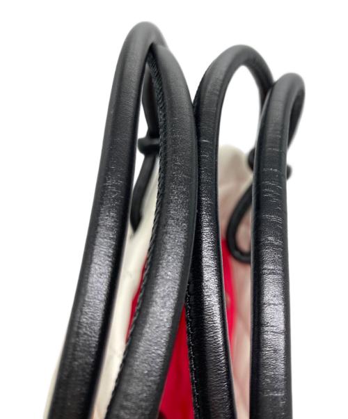 CHANEL（シャネル）CHANEL (シャネル) カンボンラインハンドバッグ ホワイト×ブラックの古着・服飾アイテム