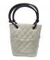 CHANEL (シャネル) カンボンラインハンドバッグ ホワイト×ブラック：180000円