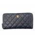 CHANEL（シャネル）の古着「マトラッセ ラウンドファスナーウォレット」｜ブラック