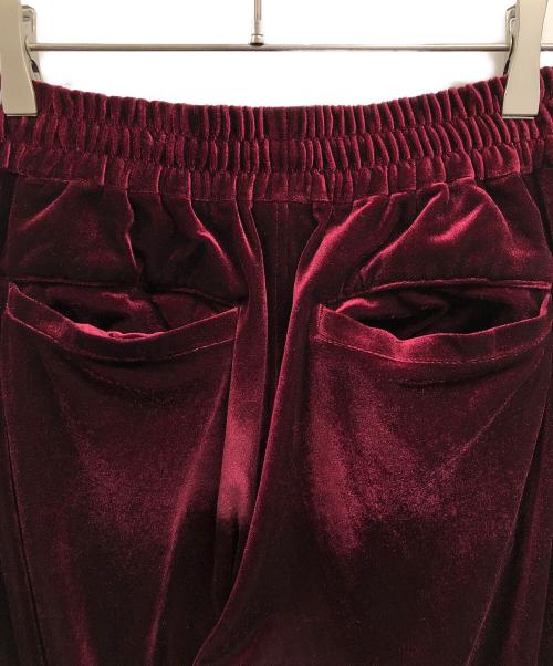 myne（マイン）MYNE (マイン) VELOUR TRACK PANTS/MYNEパンツ レッド サイズ:不明の古着・服飾アイテム