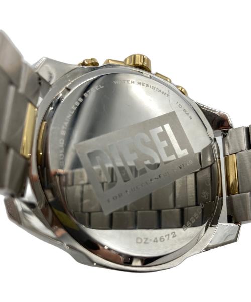 DIESEL（ディーゼル）DIESEL (ディーゼル) クロノグラフ シルバー×ゴールドの古着・服飾アイテム