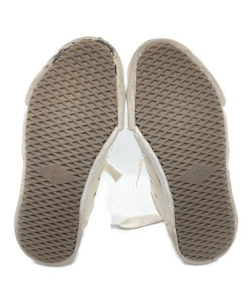Maison MIHARA YASUHIRO（メゾン ミハラ ヤスヒロ）Maison MIHARA YASUHIRO (メゾン ミハラ ヤスヒロ) PETERSON LOW CANVAS ローカットスニーカー ホワイト サイズ:43の古着・服飾アイテム
