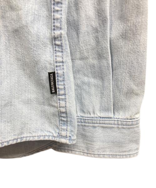 BALENCIAGA（バレンシアガ）BALENCIAGA (バレンシアガ) バックロゴプリント デニムシャツ インディゴ サイズ:38の古着・服飾アイテム