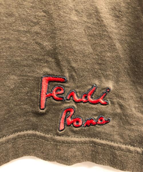 FENDI（フェンディ）FENDI (フェンディ) ラガーフェルドビジューカリートロゴTシャツ ブラウン サイズ:Ｓの古着・服飾アイテム