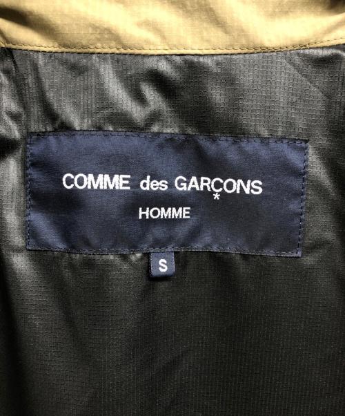 COMME des GARCONS HOMME（コムデギャルソン オム）COMME des GARCONS HOMME (コムデギャルソン オム) 22AW エステルリップクロス PRIMALOFT 中綿コート カーキ サイズ:Ｓの古着・服飾アイテム