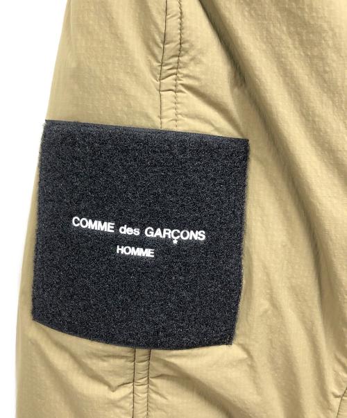 COMME des GARCONS HOMME（コムデギャルソン オム）COMME des GARCONS HOMME (コムデギャルソン オム) 22AW エステルリップクロス PRIMALOFT 中綿コート カーキ サイズ:Ｓの古着・服飾アイテム