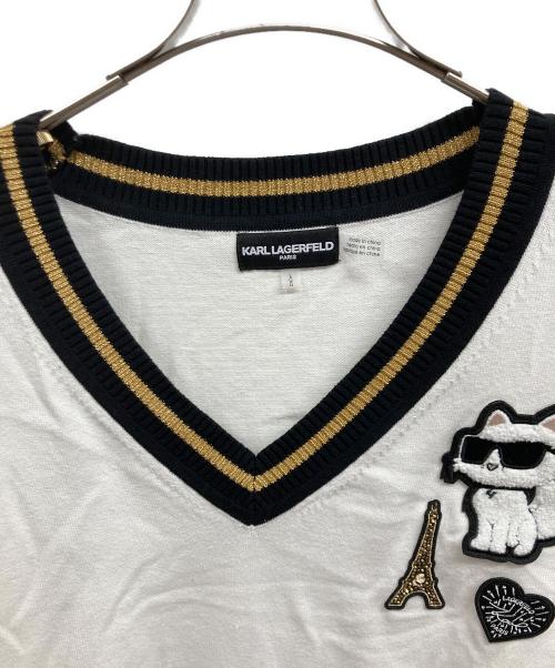 Karl Lagerfeld（カール ラガーフェルド）KARL LAGERFELD (カール ラガーフェルド) VARSITY SWEATER WITH PATCHES/KARL LAGERFELDニット ホワイト サイズ:Lの古着・服飾アイテム