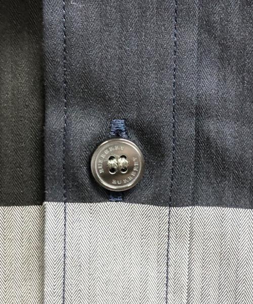 BURBERRY（バーバリー）BURBERRY (バーバリー) メガチェックシャツ ネイビー サイズ:Ｓの古着・服飾アイテム