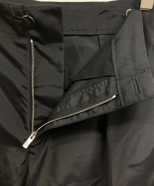 GALERIE VIE（ギャルリーヴィー）GALERIE VIE (ギャルリーヴィー) ナイロンシルクタフタ タックカーゴパンツ ブラック サイズ:32の古着・服飾アイテム