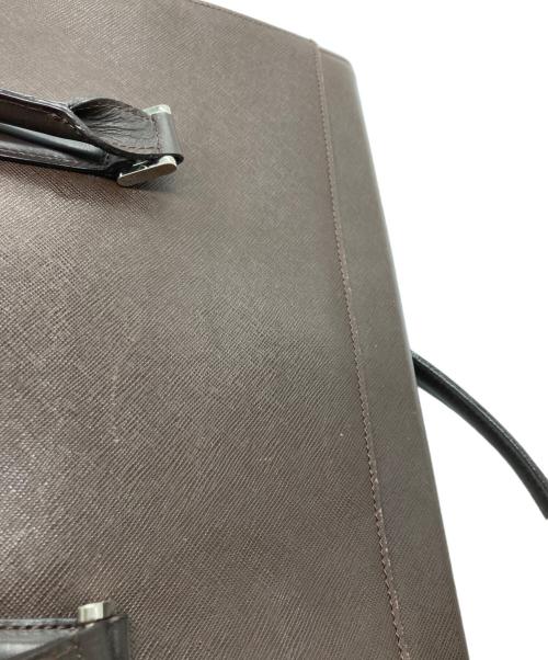 BURBERRY（バーバリー）BURBERRY (バーバリー) ハンドバッグ ブラウンの古着・服飾アイテム