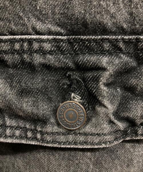 LEVI'S（リーバイス）LEVI'S (リーバイス) デニムジャケット ブラック サイズ:Lの古着・服飾アイテム