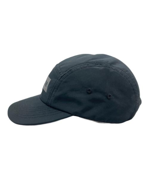 SUPREME（シュプリーム）Supreme (シュプリーム) Reflective Jacquard Logo Camp Cap ブラックの古着・服飾アイテム