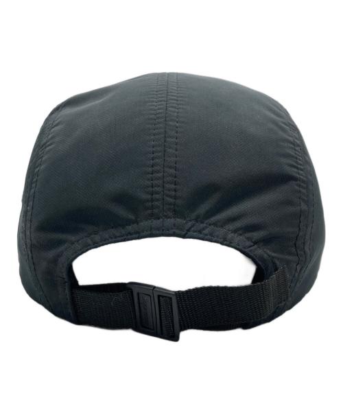 SUPREME（シュプリーム）Supreme (シュプリーム) Reflective Jacquard Logo Camp Cap ブラックの古着・服飾アイテム