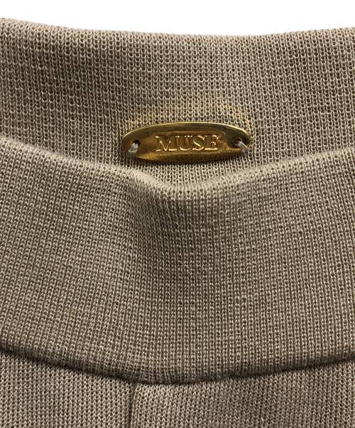 MUSE de Deuxieme Classe（ミューズ ドゥーズィエム クラス）MUSE de Deuxieme Classe (ミューズ ドゥーズィエム クラス) Shake code パンツ ベージュ サイズ:36の古着・服飾アイテム