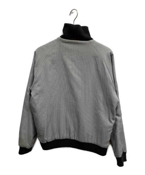 FRED PERRY（フレッドペリー）FRED PERRY (フレッドペリー) リバーシブル キルトジャケット/FRED PERRYジャケット グレー×パープル サイズ:Lの古着・服飾アイテム
