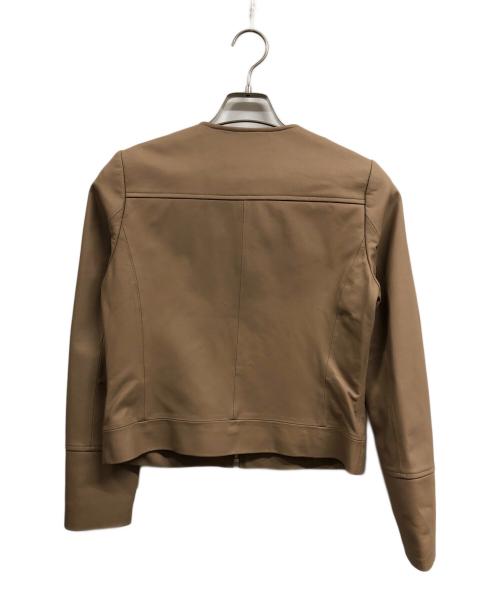 UNTITLED（アンタイトル）UNTITLED (アンタイトル) シープレザーノーカラージャケット ベージュ サイズ:1 未使用品の古着・服飾アイテム