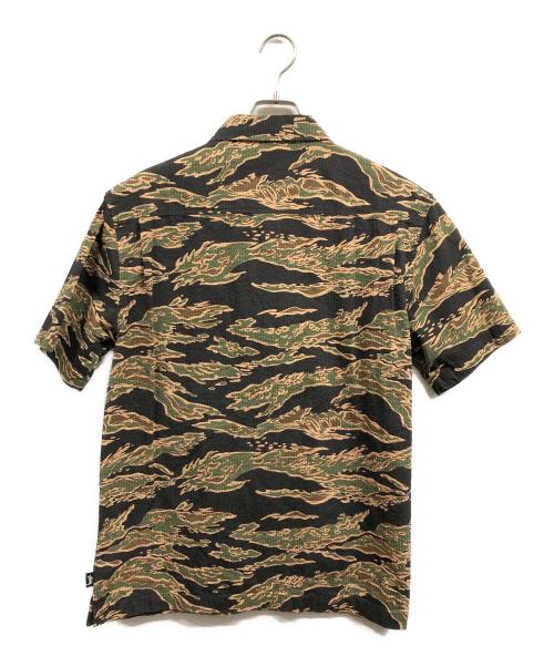 stussy（ステューシー）stussy (ステューシー) Seersucker Safari 半袖シャツ ブラック×カーキ サイズ:Mの古着・服飾アイテム