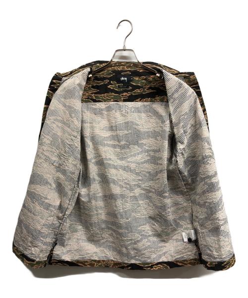 stussy（ステューシー）stussy (ステューシー) Seersucker Safari 半袖シャツ ブラック×カーキ サイズ:Mの古着・服飾アイテム