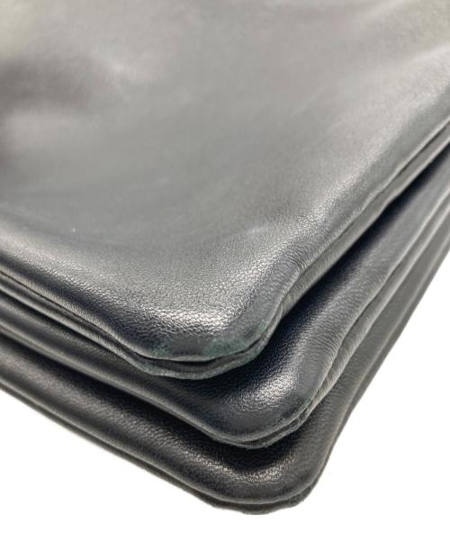 CELINE（セリーヌ）CELINE (セリーヌ) トリオラージ ショルダーバッグ ブラックの古着・服飾アイテム