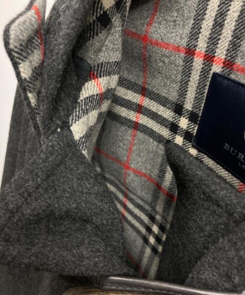 BURBERRY LONDON（バーバリーロンドン）BURBERRY LONDON (バーバリーロンドン) 裏ノヴァチェックカシミヤ混ダッフルコート/	BURBERRY LONDON グレー サイズ:Lの古着・服飾アイテム