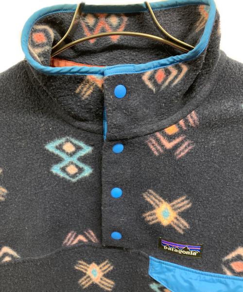 Patagonia（パタゴニア）Patagonia (パタゴニア) 総柄シンチラスナップT ネイビー サイズ:Lの古着・服飾アイテム