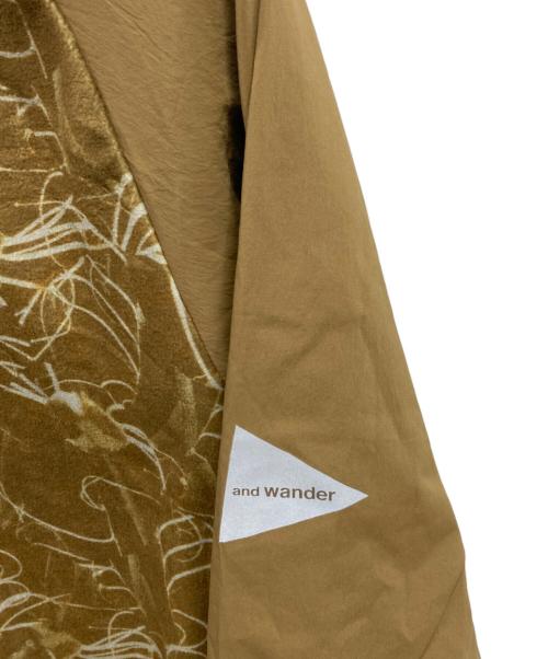 and wander（アンドワンダー）and wander (アンドワンダー) printed fleece base T ブラウン サイズ:3の古着・服飾アイテム