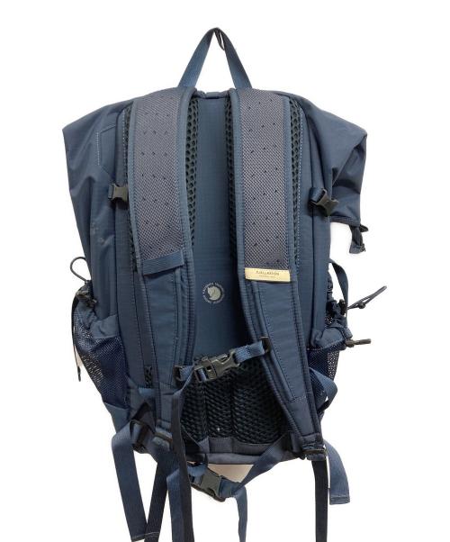 FJALLRAVEN（フェールラーベン）FJALLRAVEN (フェールラーベン) Abisko Hike Foldsack ネイビーの古着・服飾アイテム
