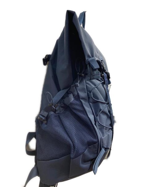 FJALLRAVEN（フェールラーベン）FJALLRAVEN (フェールラーベン) Abisko Hike Foldsack ネイビーの古着・服飾アイテム