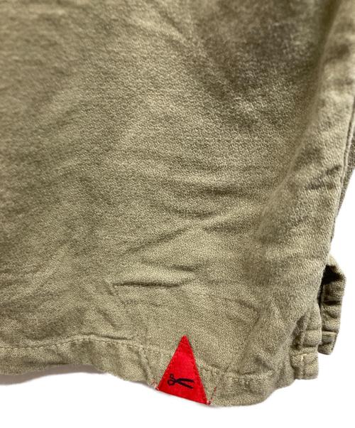 Denham（デンハム）Denham (デンハム) リネン混半袖シャツ カーキ サイズ:Mの古着・服飾アイテム