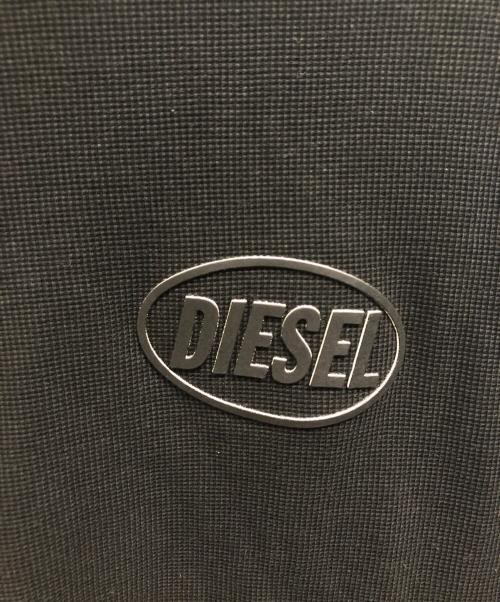 DIESEL（ディーゼル）DIESEL (ディーゼル) S-PEWTER-NEWクルーネックスウェット ブラック サイズ:Sの古着・服飾アイテム