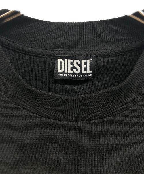 DIESEL（ディーゼル）DIESEL (ディーゼル) S-PEWTER-NEWクルーネックスウェット ブラック サイズ:Sの古着・服飾アイテム