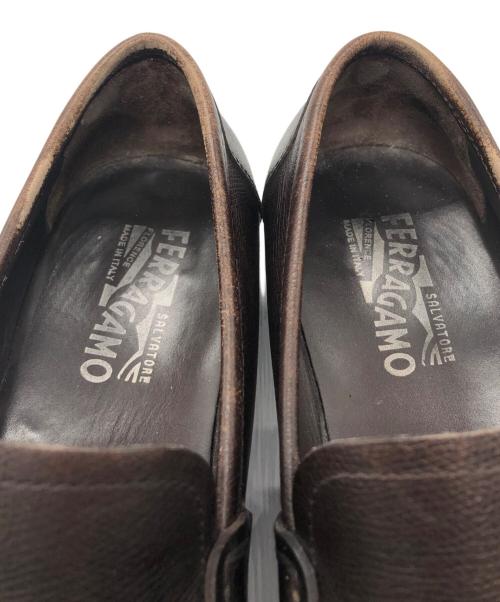 Salvatore Ferragamo（サルヴァトーレ フェラガモ）Salvatore Ferragamo (サルヴァトーレ フェラガモ) ローファー ブラウン サイズ:SIZE 7 1/2の古着・服飾アイテム