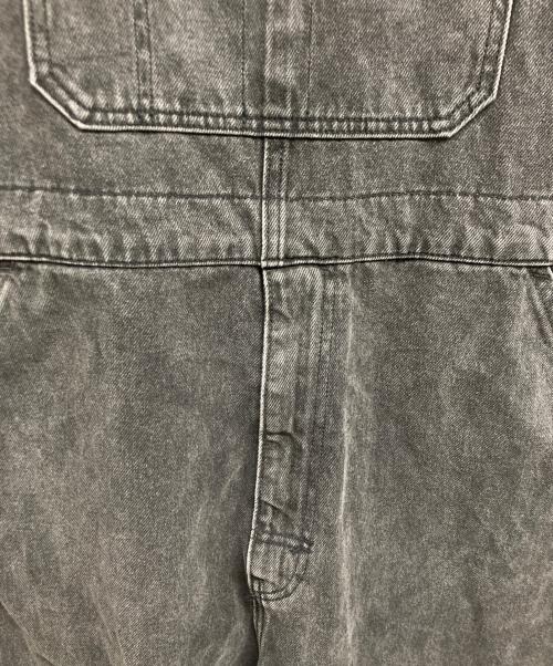LEVI'S（リーバイス）LEVI'S (リーバイス) デニムオーバーオール/	LEVI'Sパンツ グレー サイズ:Lの古着・服飾アイテム