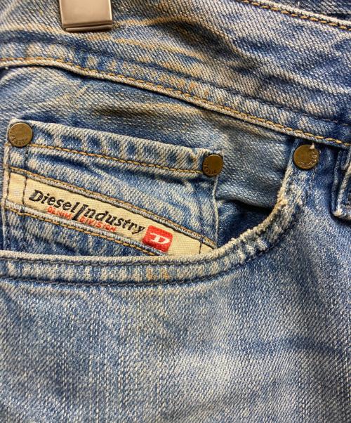 DIESEL（ディーゼル）DIESEL (ディーゼル) VIKER-R-BOXデニムパンツ インディゴ サイズ:29の古着・服飾アイテム