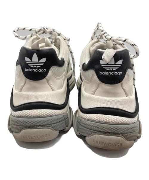 BALENCIAGA（バレンシアガ）BALENCIAGA (バレンシアガ) adidas (アディダス) Triple S Sneaker グレー サイズ:27.5の古着・服飾アイテム